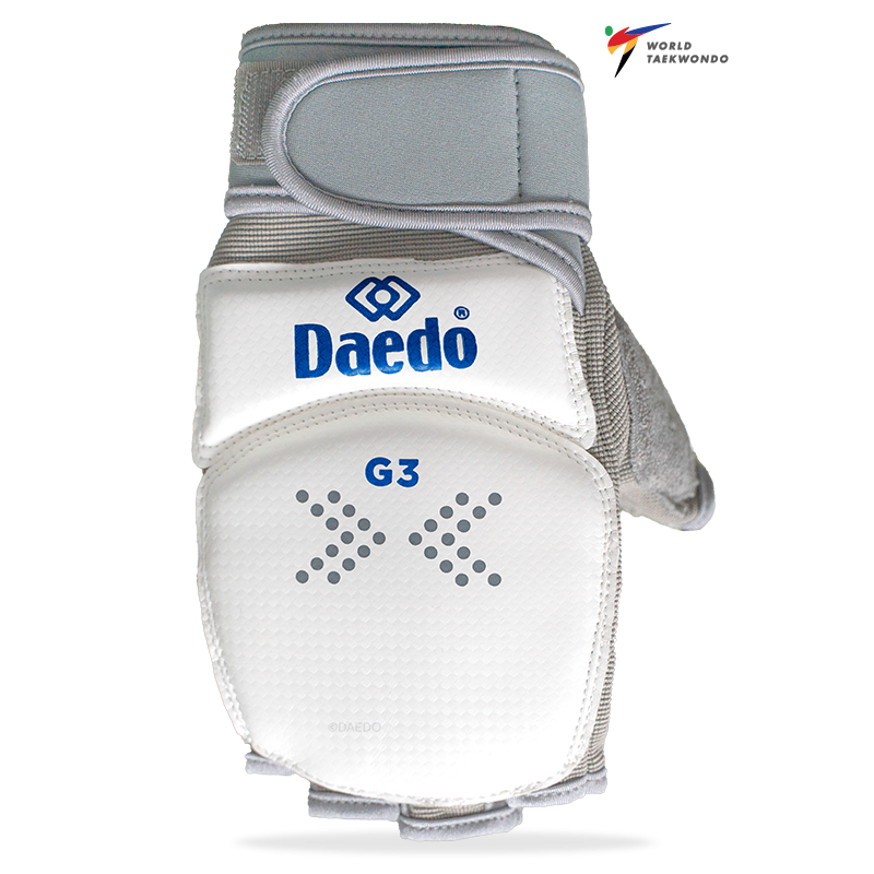 Casco electrónico con máscara para cadetes de taekwondo | Daedo